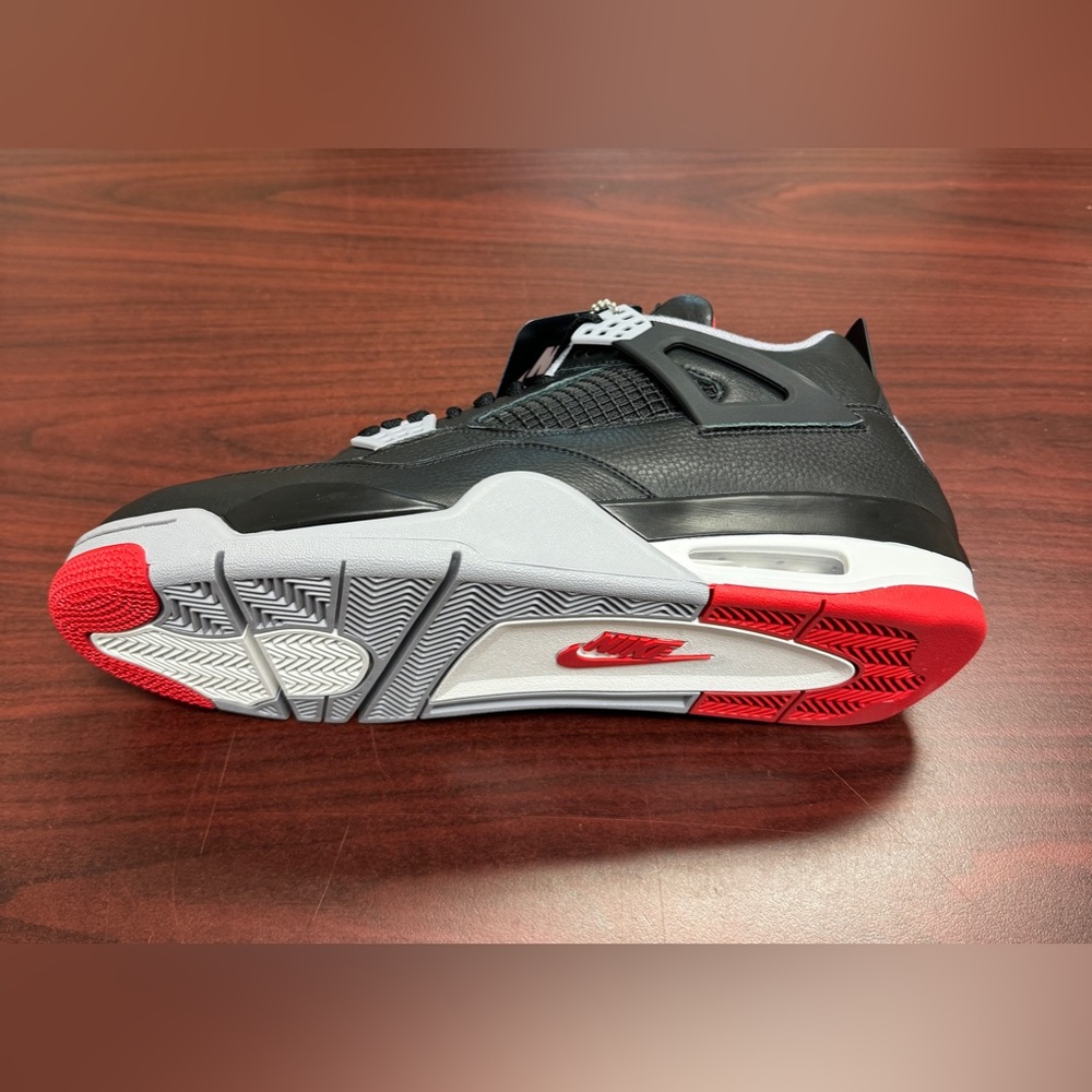 Air Jordan 4 IV Retro Reimagined “BRED” NIKE Brand New Men’s Size 13 FV5029-006 - Picture 9 of 11
